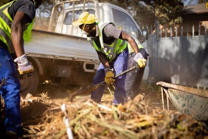 Rubble Removal & Transport Service near me in Cape Town. Cheap and Affordable Rubble Removal & Transport services with Rubble Resolve in Cape Town.